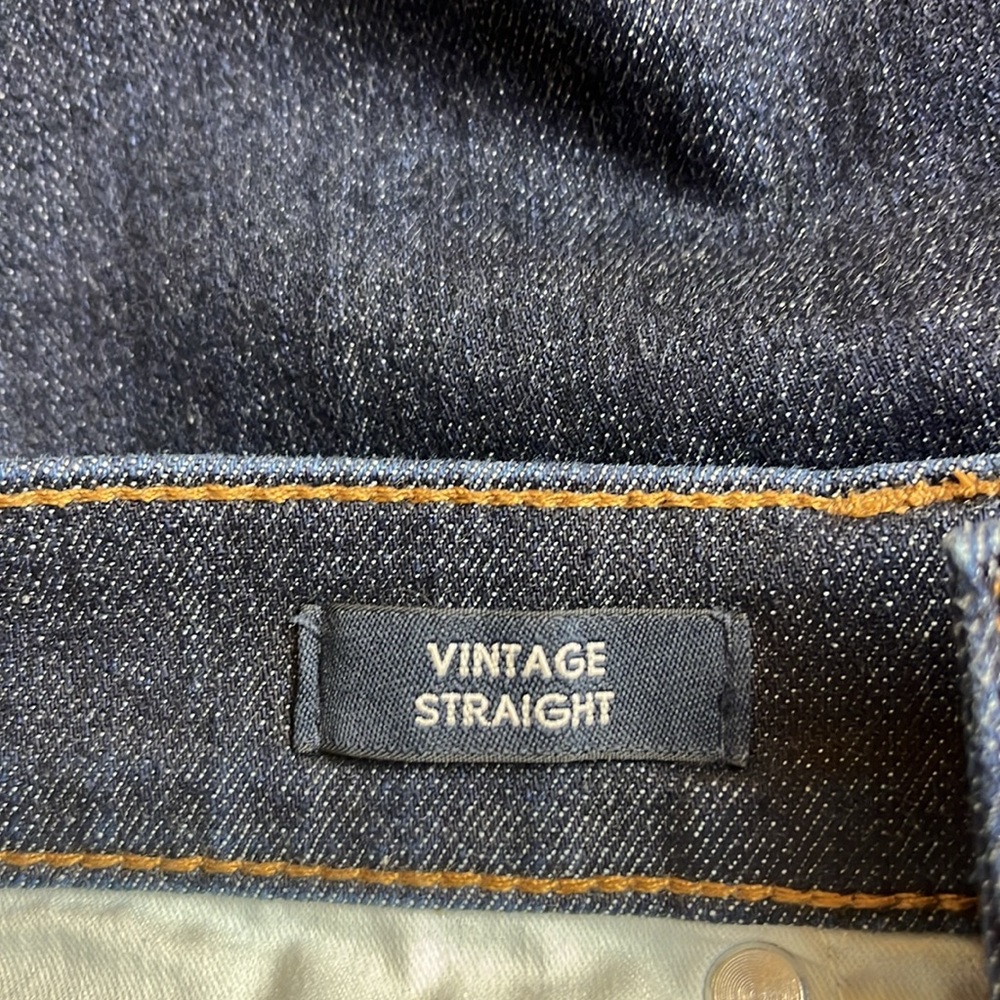 J.CREW 9" mid-rise vintage slim-straight jean in resin rinse Size 25 - Picture 9 of 13